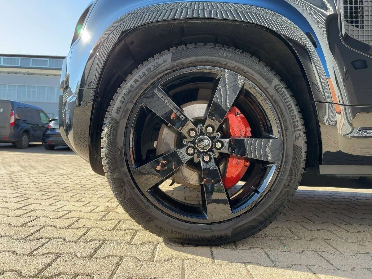 Fahrzeugbild eines Land Rover Defender