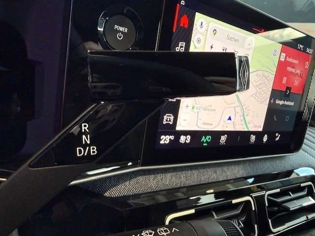 Fahrzeugbild eines Renault 5 E-TECH