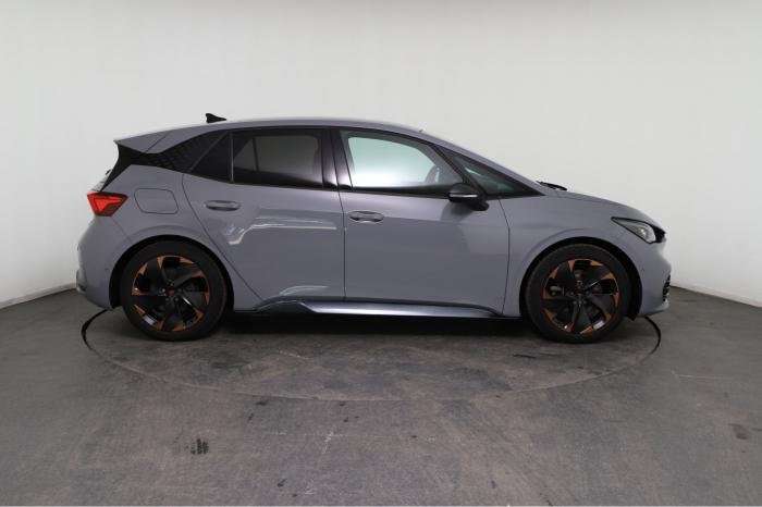 Fahrzeugbild eines CUPRA Born