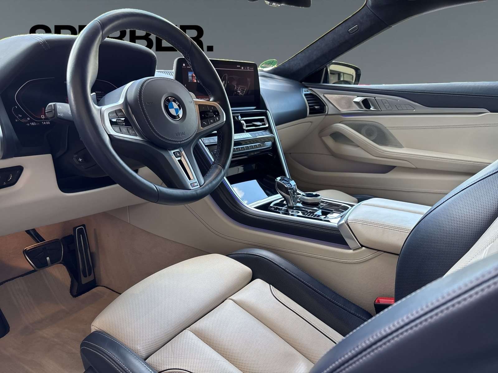 Fahrzeugbild eines BMW 8er-Reihe