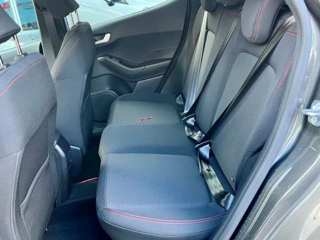 Fahrzeugbild eines Ford Fiesta