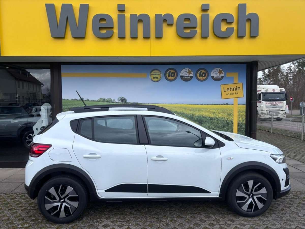 Fahrzeugbild eines Dacia Sandero
