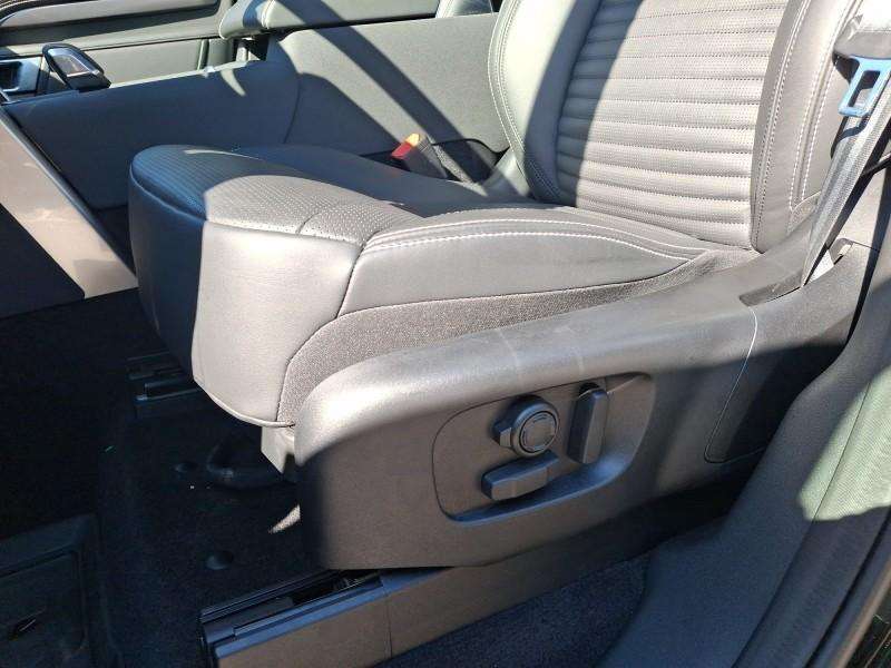 Fahrzeugbild eines Land Rover Discovery