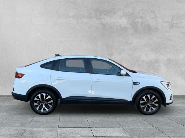 Fahrzeugbild eines Renault Arkana