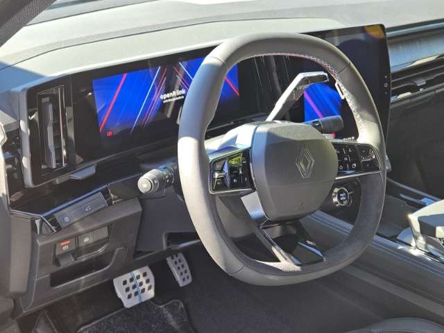 Fahrzeugbild eines Renault Rafale