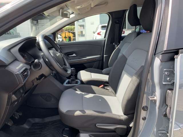 Fahrzeugbild eines Dacia Jogger