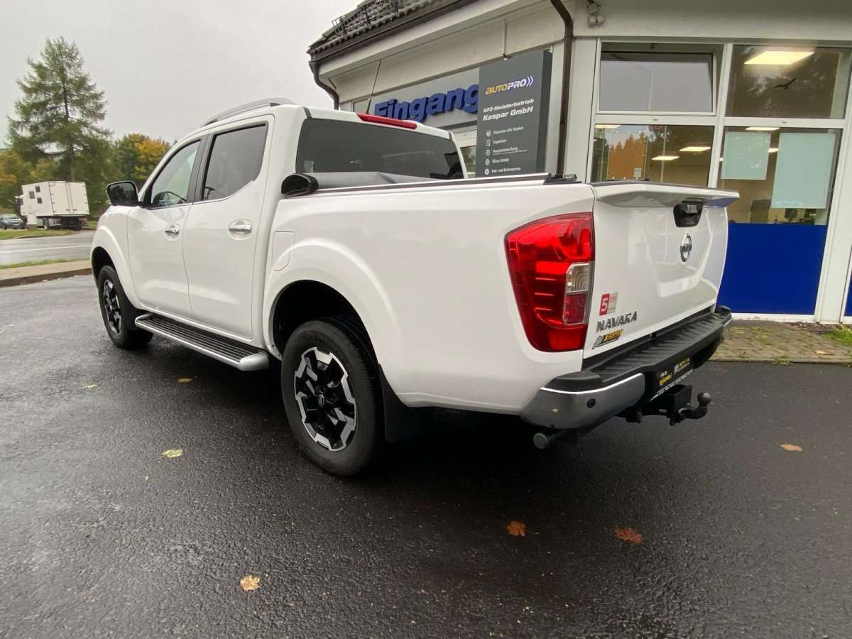 Fahrzeugbild eines Nissan Navara