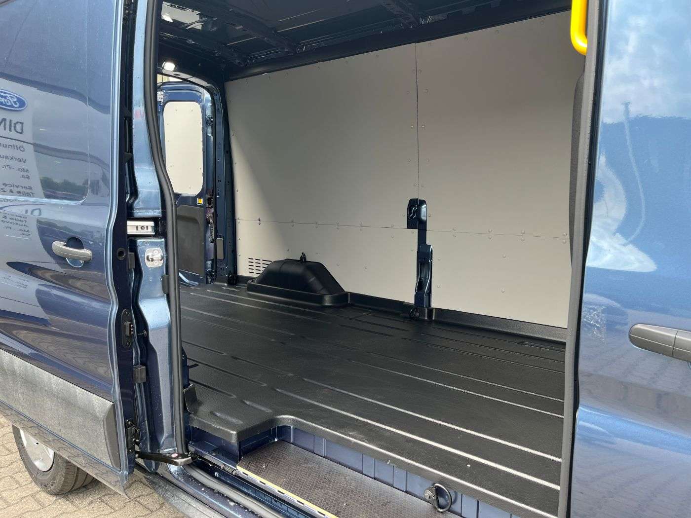 Fahrzeugbild eines Ford Transit