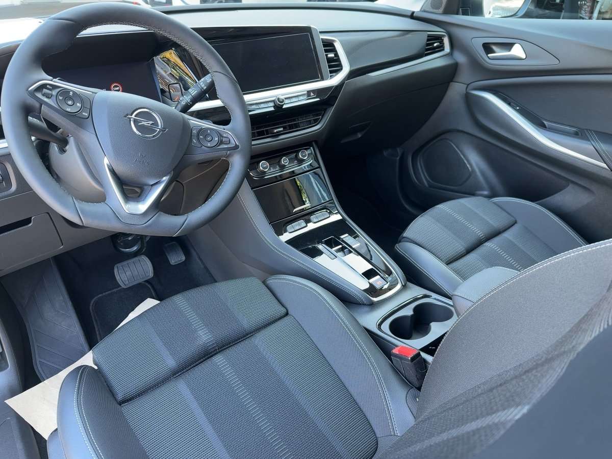 Fahrzeugbild eines Opel Grandland X