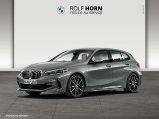 Schräge Frontansicht auf einen BMW 1er-Reihe , freigestellt