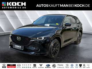 Schräge Frontansicht auf einen Mazda CX-5 , freigestellt