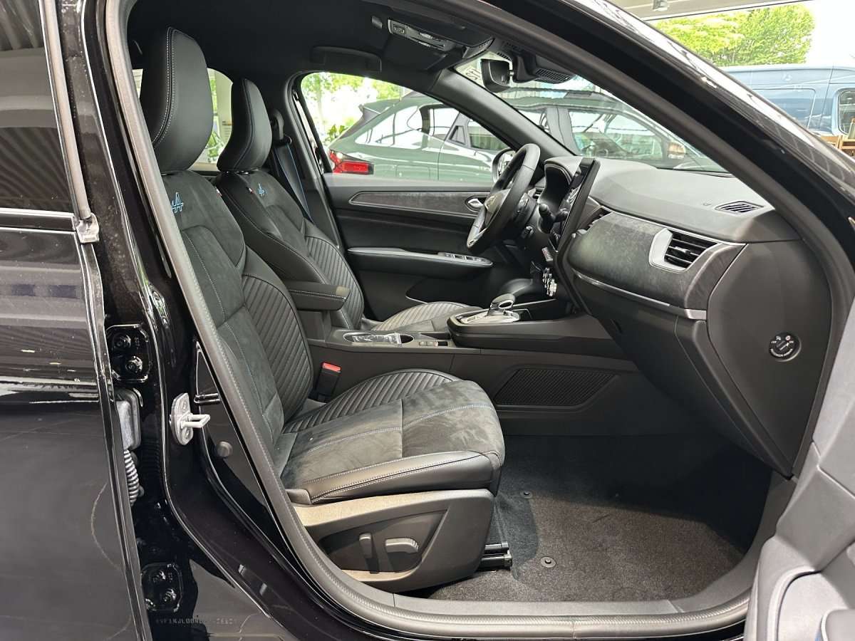 Fahrzeugbild eines Renault Arkana