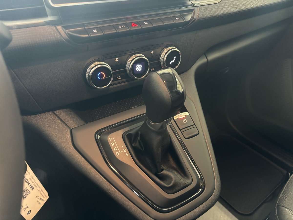 Fahrzeugbild eines Renault Kangoo E-TECH