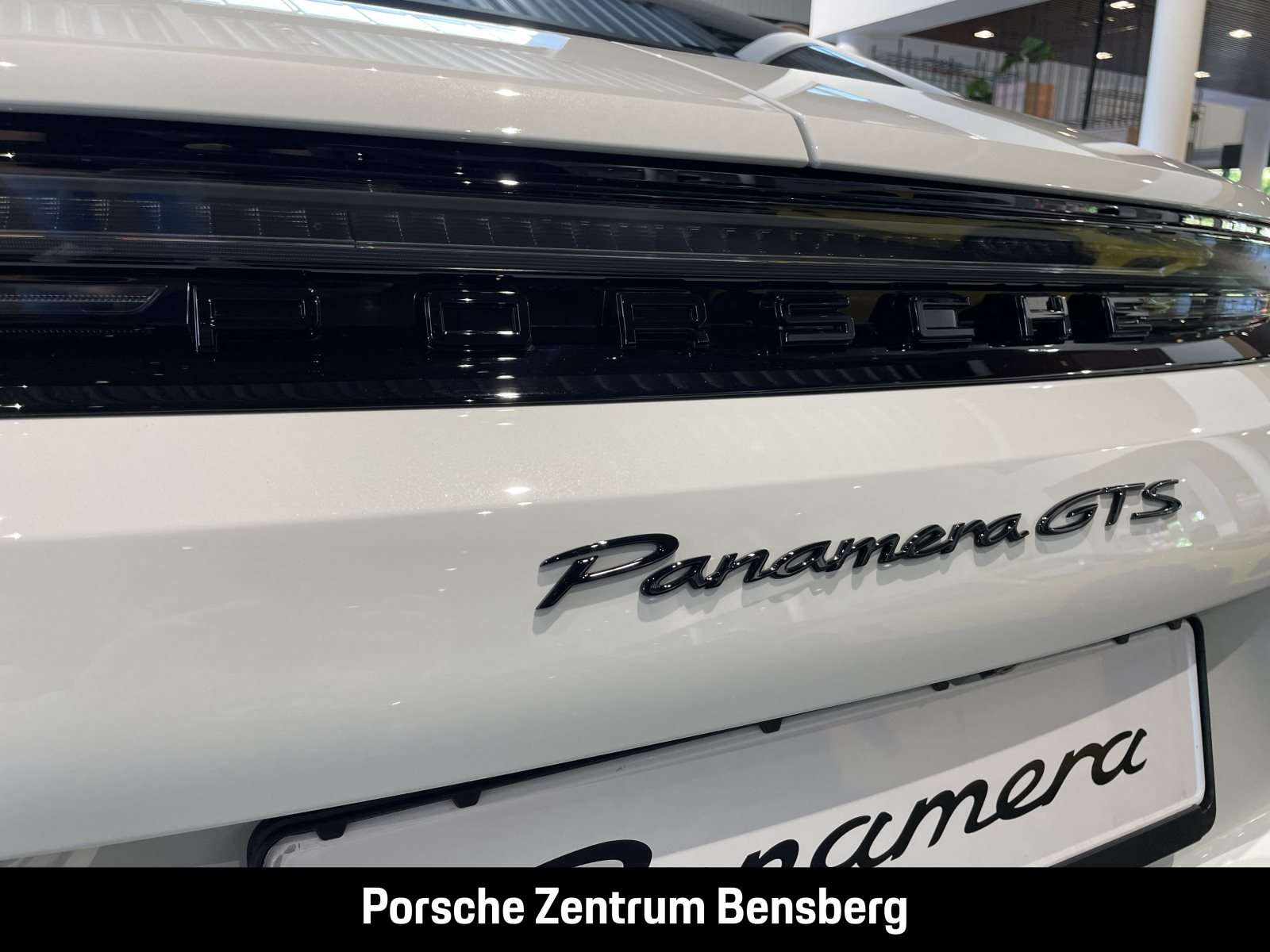 Fahrzeugbild eines Porsche Panamera