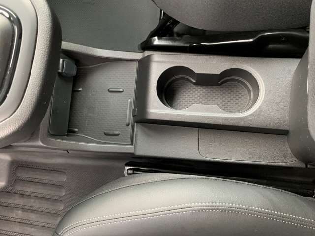 Fahrzeugbild eines Renault Kangoo E-TECH