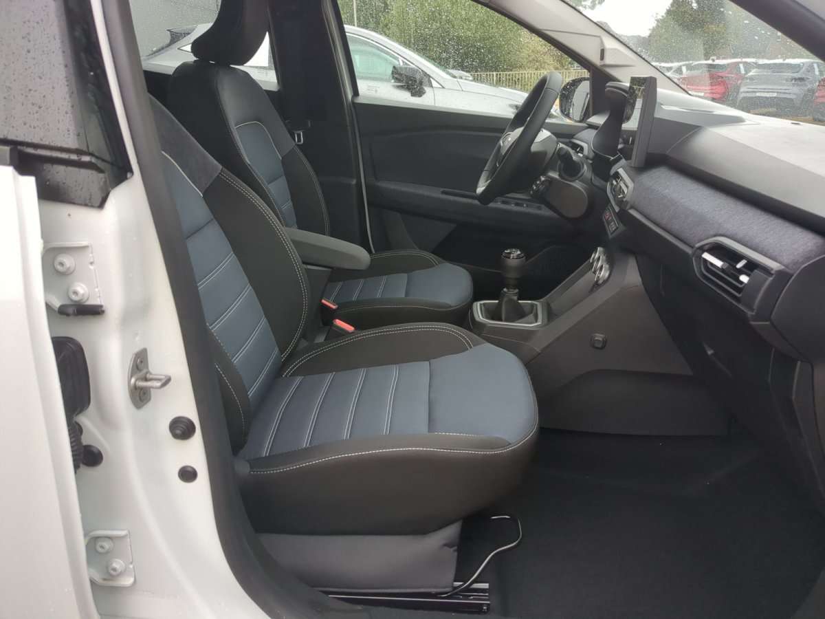 Fahrzeugbild eines Dacia Sandero