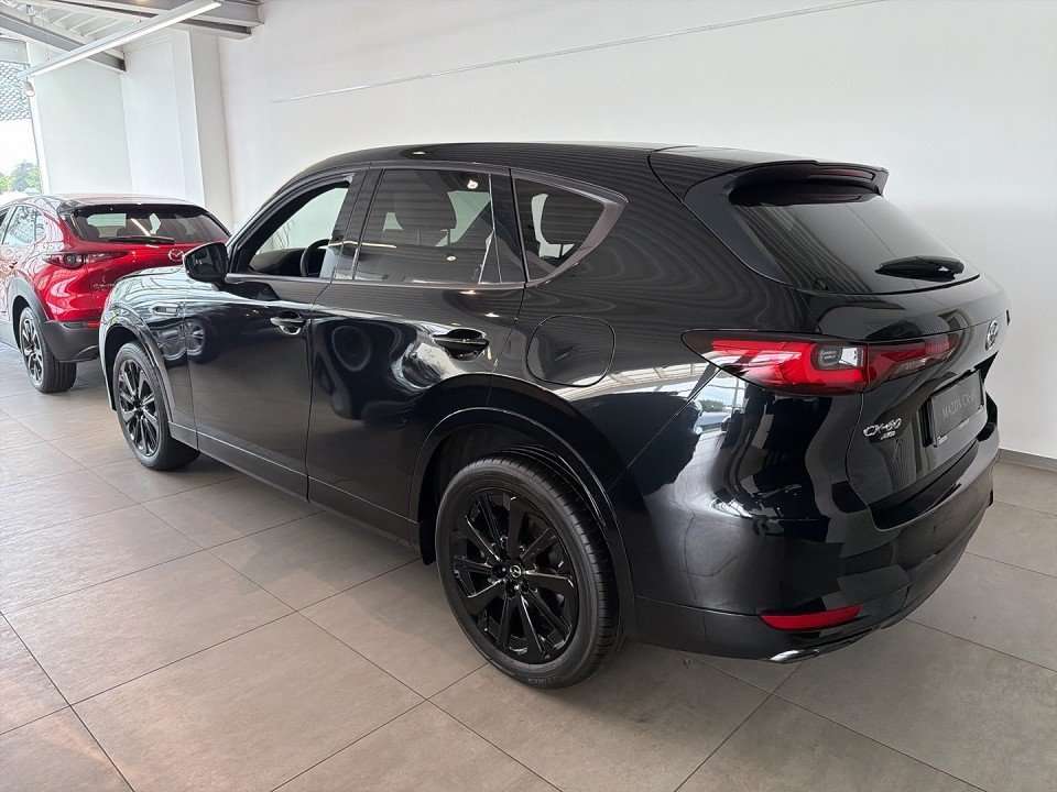 Fahrzeugbild eines Mazda CX-60