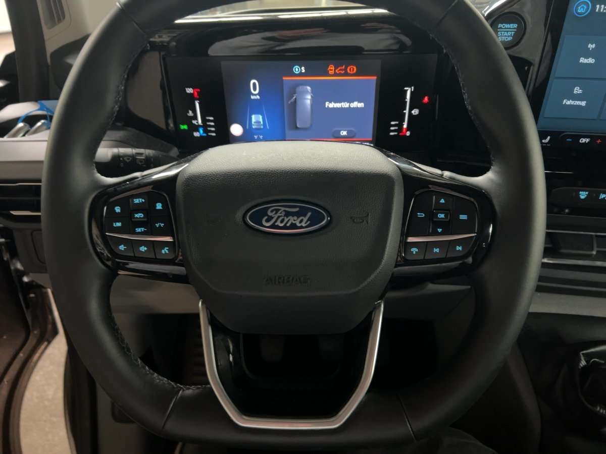 Fahrzeugbild eines Ford Tourneo Custom