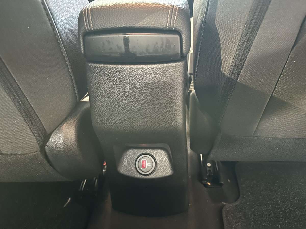 Fahrzeugbild eines Kia Stonic