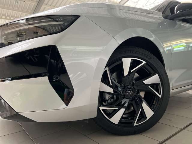 Fahrzeugbild eines Opel Astra