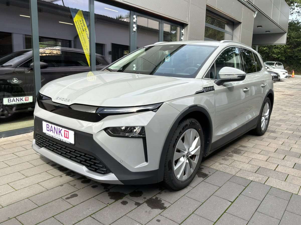 Fahrzeugbild eines Skoda ELROQ