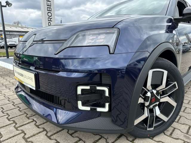 Fahrzeugbild eines Renault 5 E-TECH