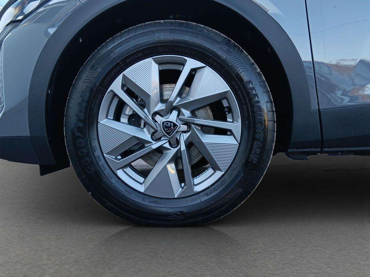 Fahrzeugbild eines Peugeot 408