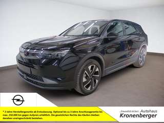 Schräge Frontansicht auf einen Opel Grandland X , freigestellt