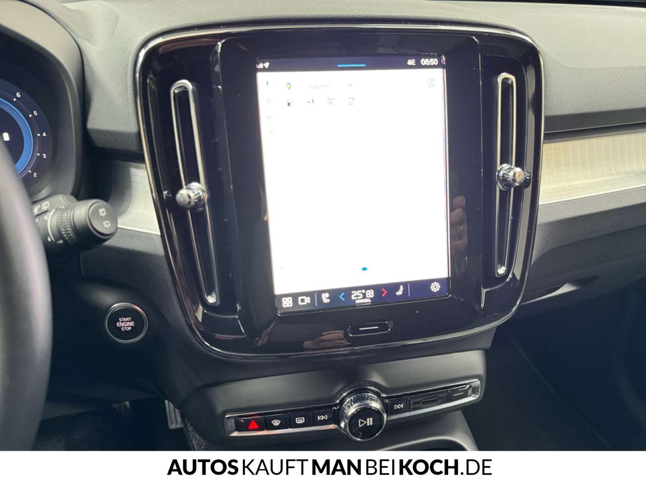 Fahrzeugbild eines Volvo XC40