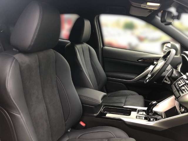 Fahrzeugbild eines Mitsubishi Eclipse Cross