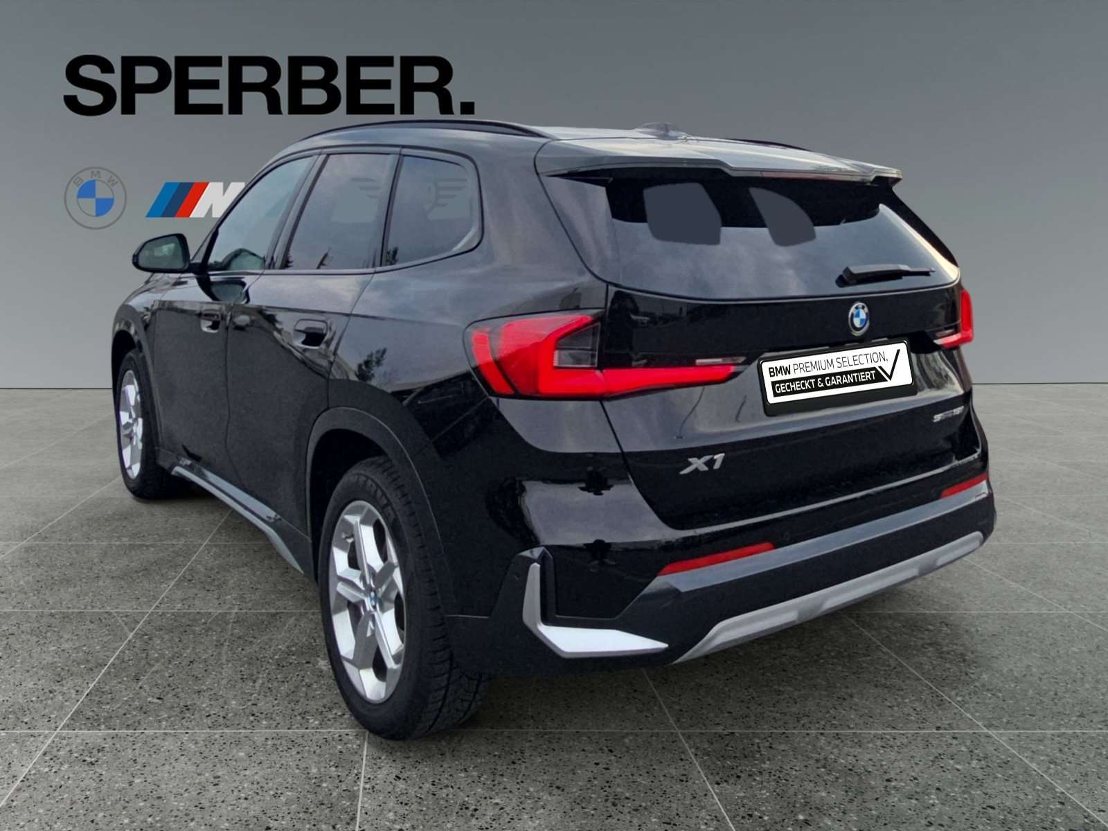 Fahrzeugbild eines BMW X1