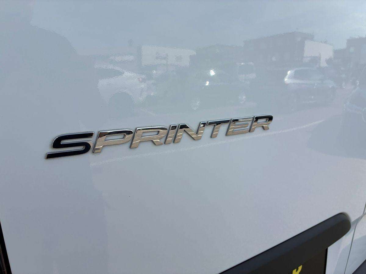 Fahrzeugbild eines Mercedes-Benz Sprinter