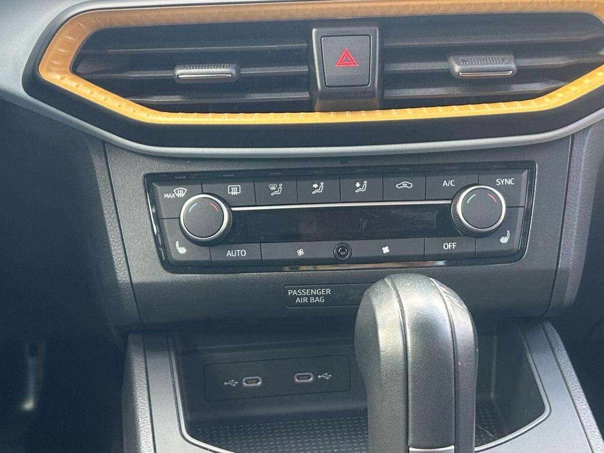 Fahrzeugbild eines SEAT Ibiza