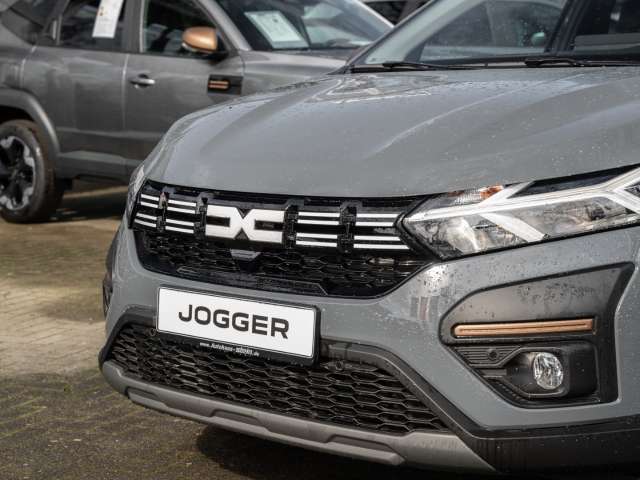 Fahrzeugbild eines Dacia Jogger