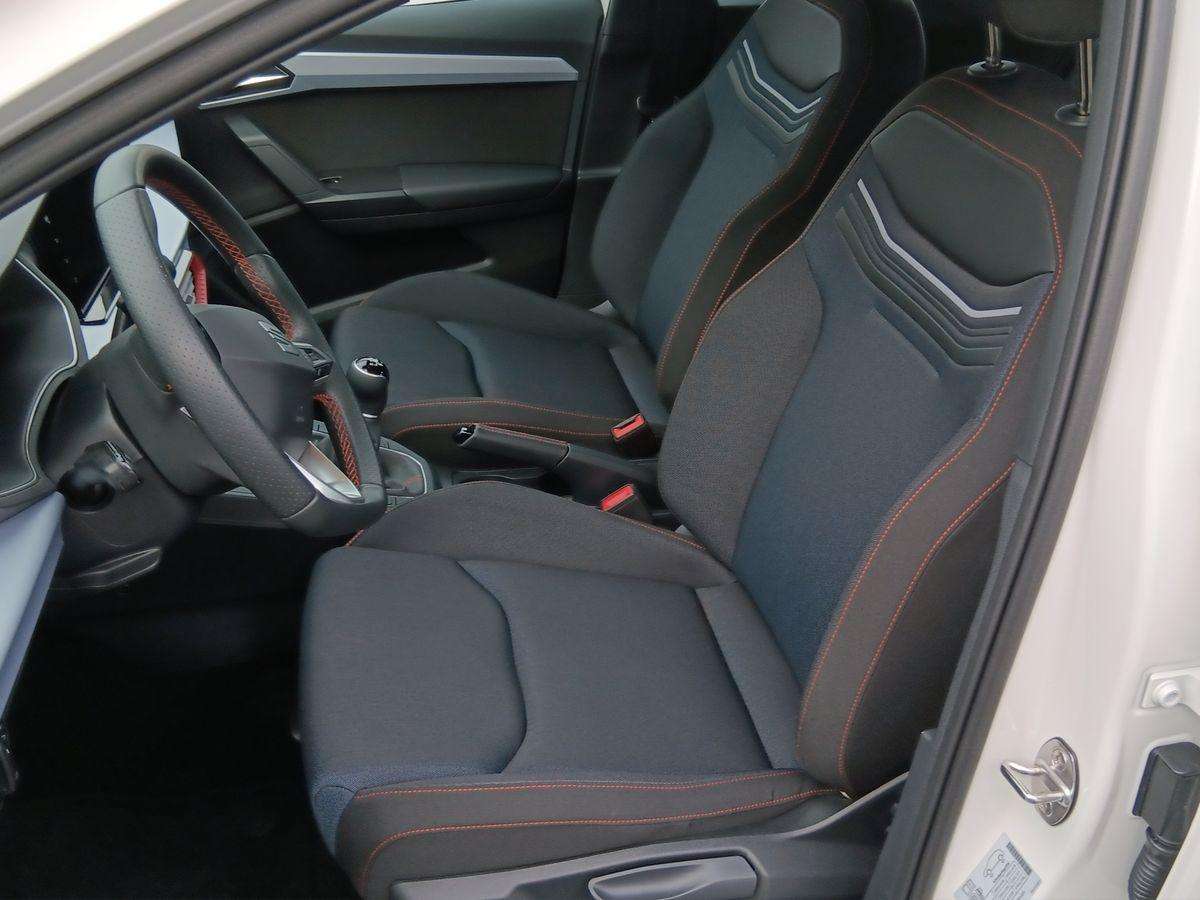 Fahrzeugbild eines SEAT Ibiza