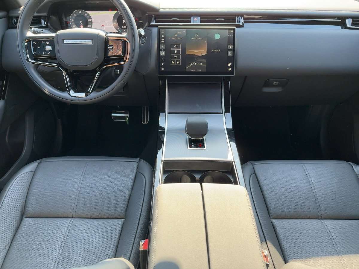 Fahrzeugbild eines Land Rover Range Rover Velar