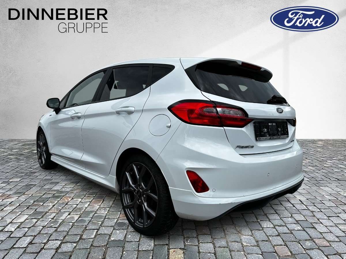 Fahrzeugbild eines Ford Fiesta