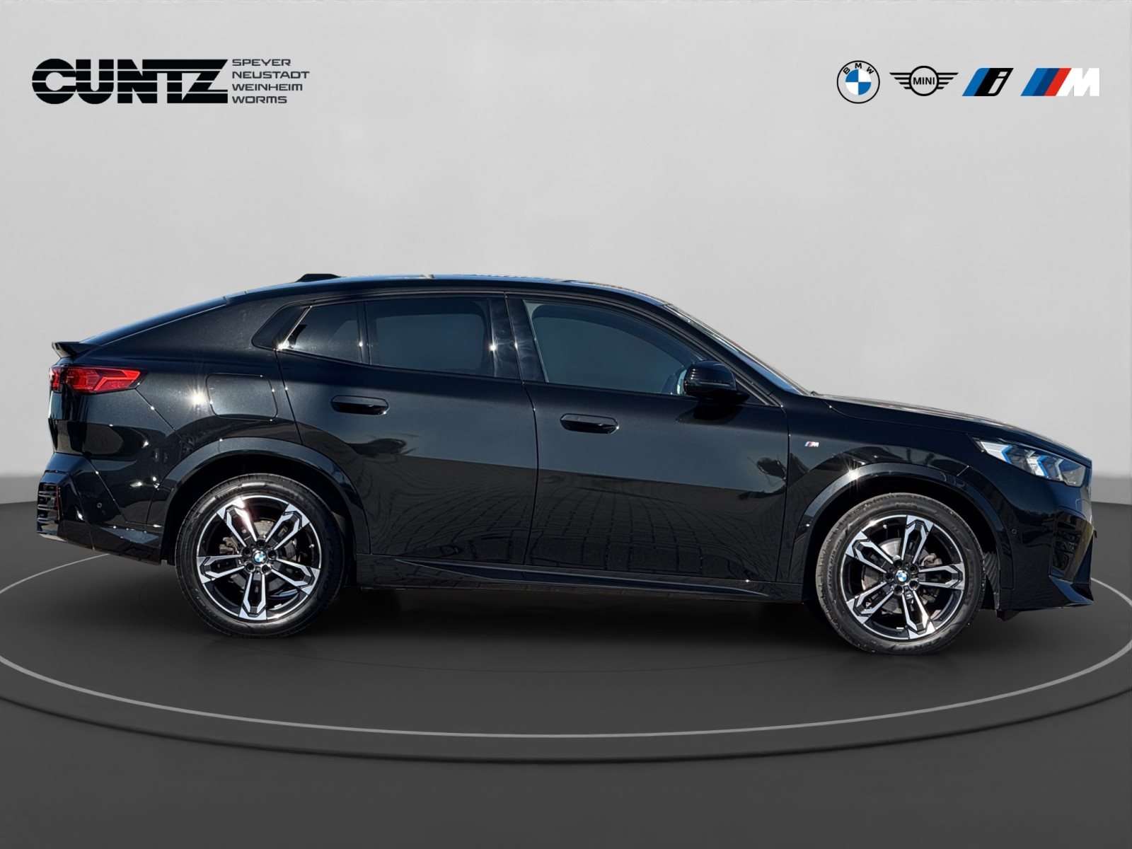 Fahrzeugbild eines BMW X2