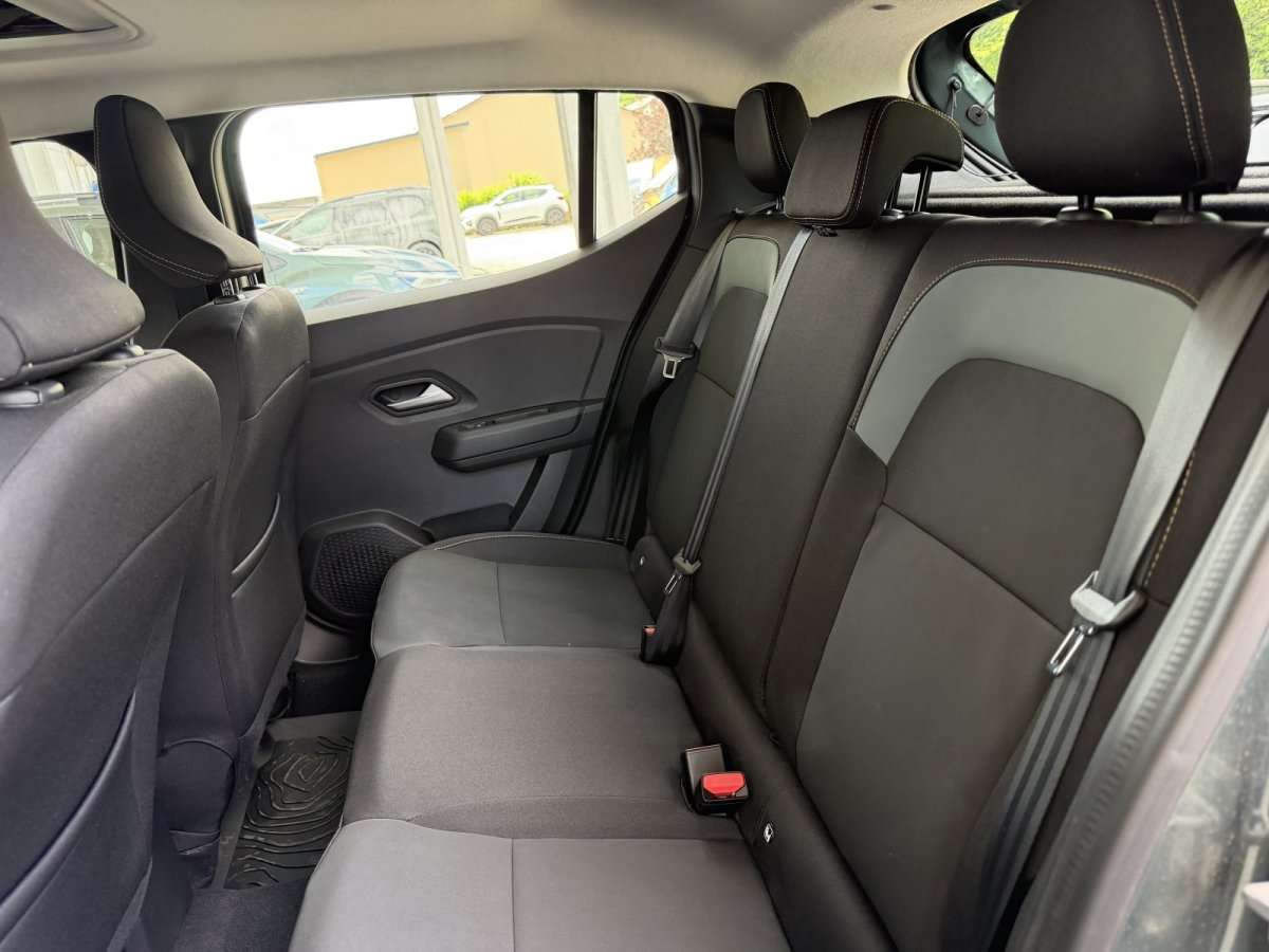 Fahrzeugbild eines Dacia Sandero