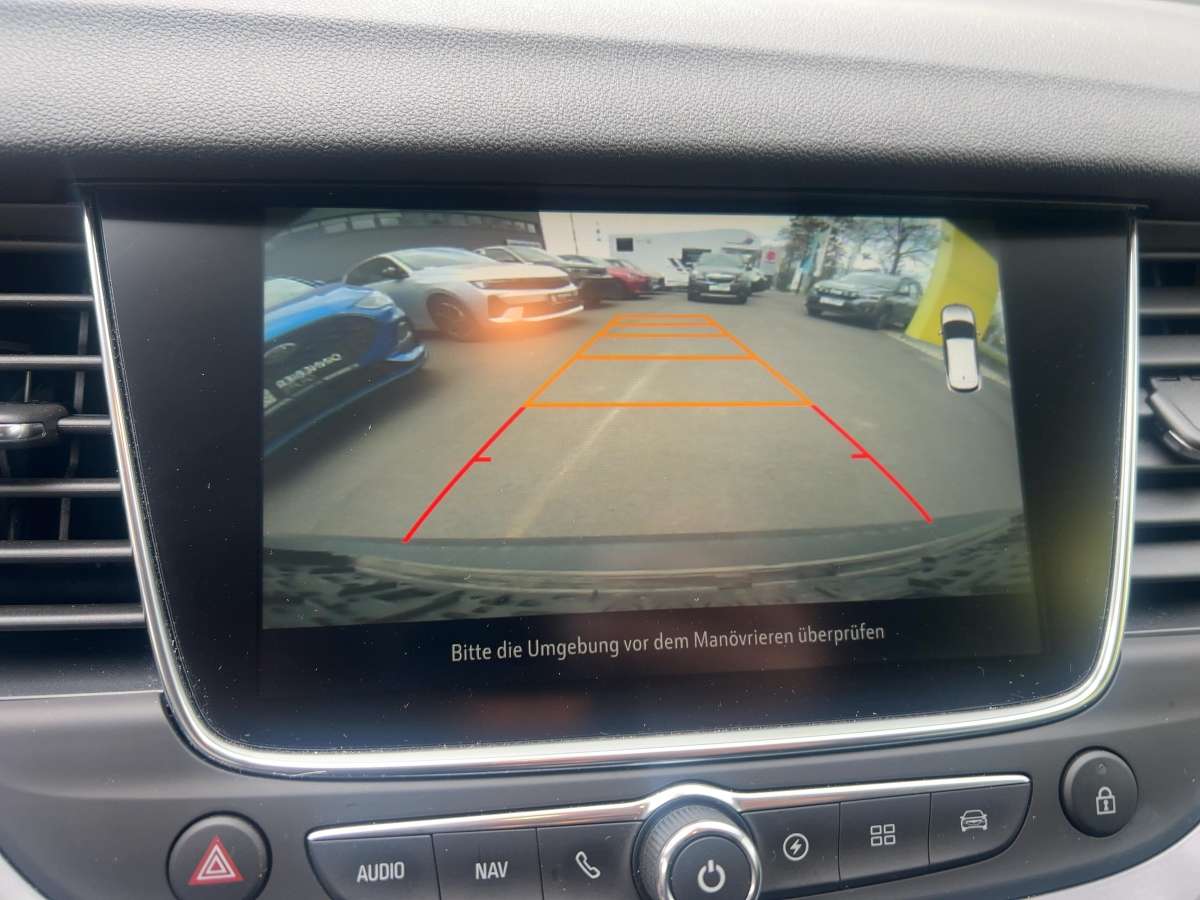 Fahrzeugbild eines Opel Grandland X