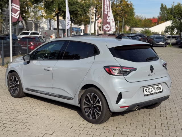 Fahrzeugbild eines Renault Clio