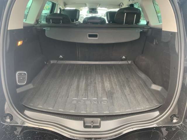 Fahrzeugbild eines Renault Grand Scénic