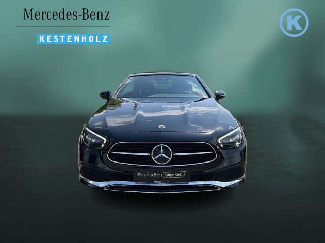 Fahrzeugbild eines Mercedes-Benz E-Klasse