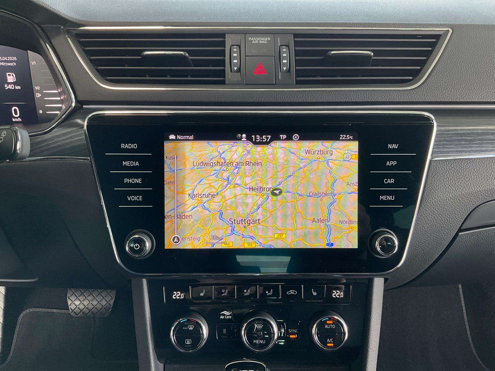 Fahrzeugbild eines Skoda Superb