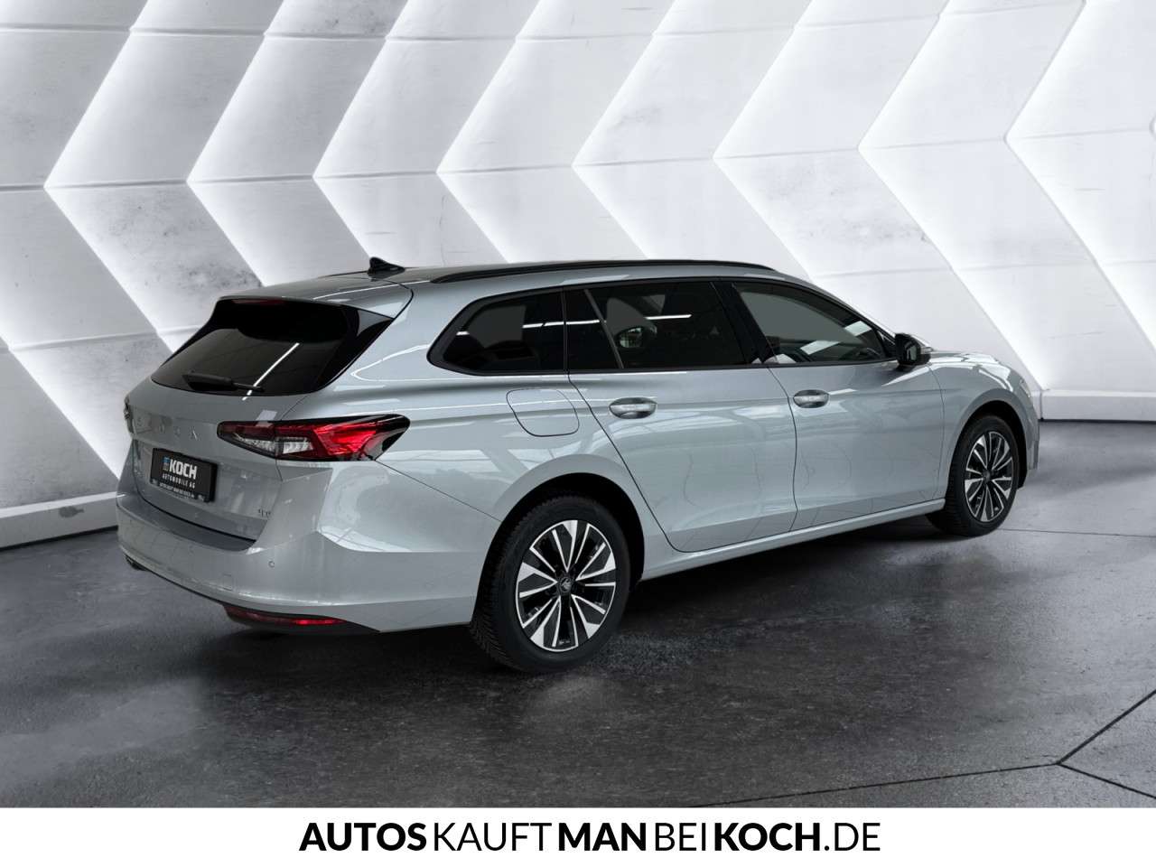 Fahrzeugbild eines Skoda Superb