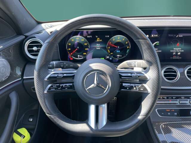 Fahrzeugbild eines Mercedes-Benz E-Klasse