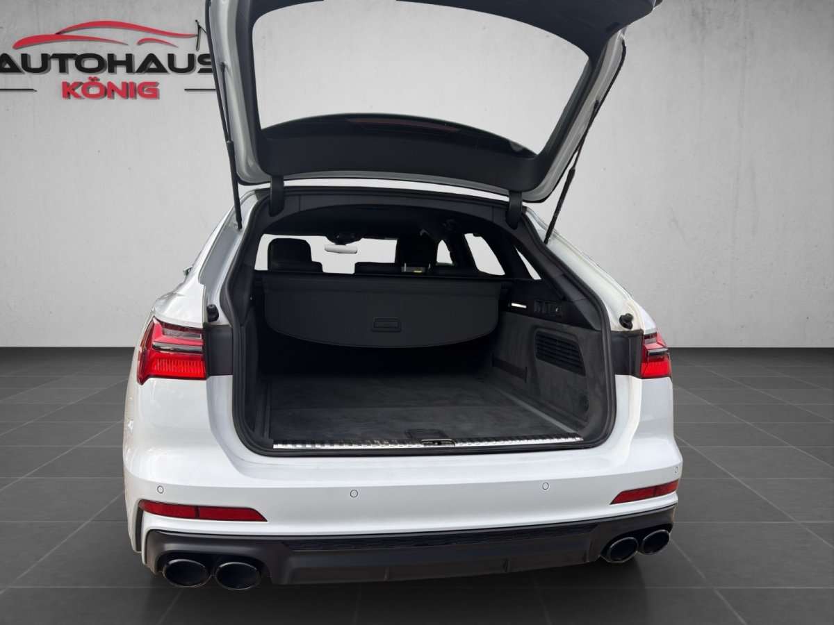 Fahrzeugbild eines Audi S6