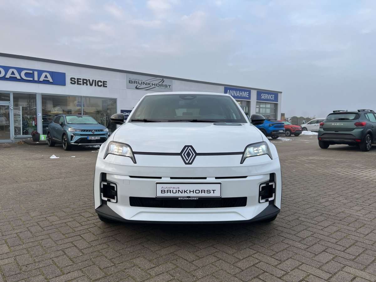 Fahrzeugbild eines Renault 5 E-TECH