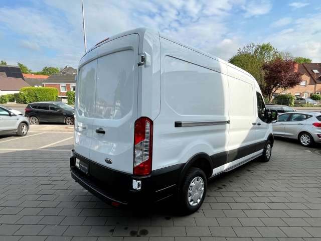 Fahrzeugbild eines Ford Transit