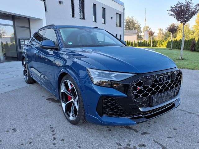 Fahrzeugbild eines Audi RS Q8